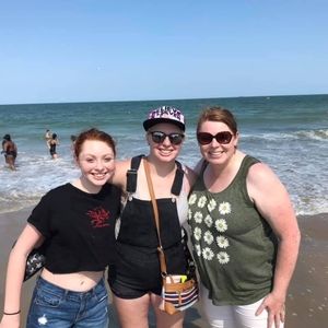 Meet your Posher, Loretta